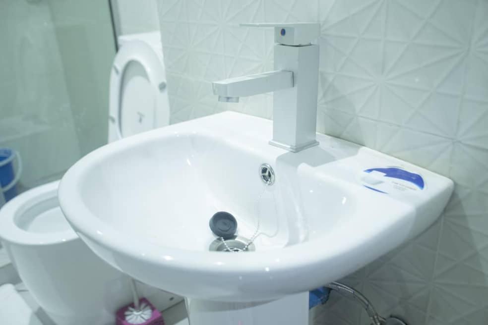 אויו Kay Luxury Suites מראה חיצוני תמונה