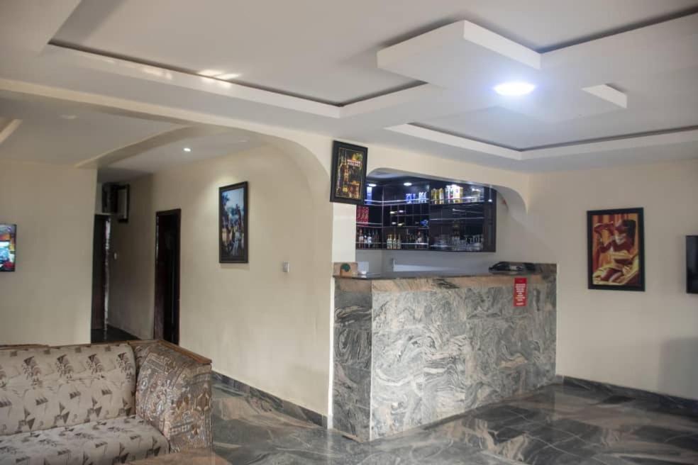 אויו Kay Luxury Suites מראה חיצוני תמונה